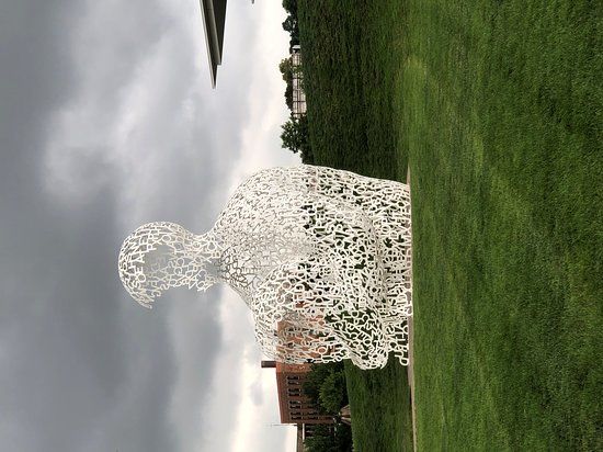 John and Mary Pappajohn Sculpture Park