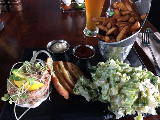 La Cage Brasserie Sportive