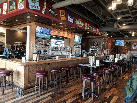 Crooked Pint Ale House