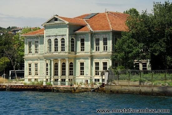 Hatice Sultan Waterfront Mansion